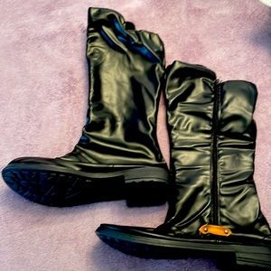 Ladies black boots EU size 41 BNWOT